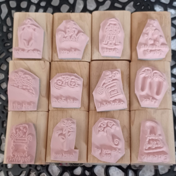 VINTAGE RETIRED 2004 STAMPIN' UP! SET OF 12 A LITTLE LOVE RUBBER MOUNTED STAMPS - Picture 2 of 4